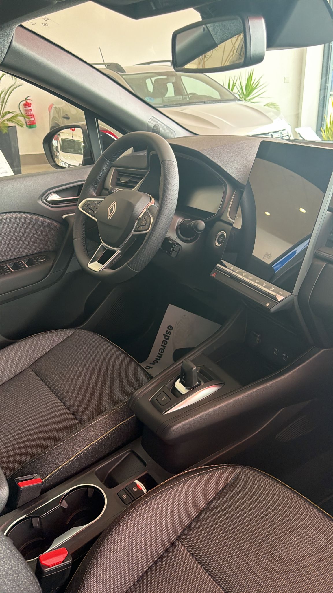 Renault Captur Techno E-tech Híbrido miniatura 6